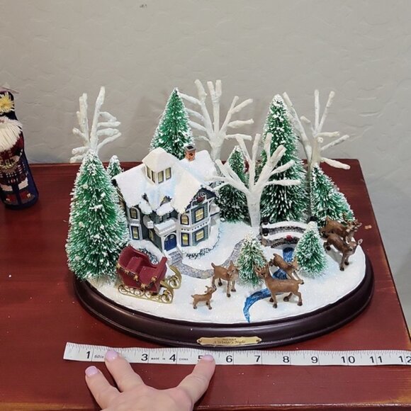 Thomas Kinkade Illuminated Musical Table Topper A Winters Night 1990's - Picture 10 of 11